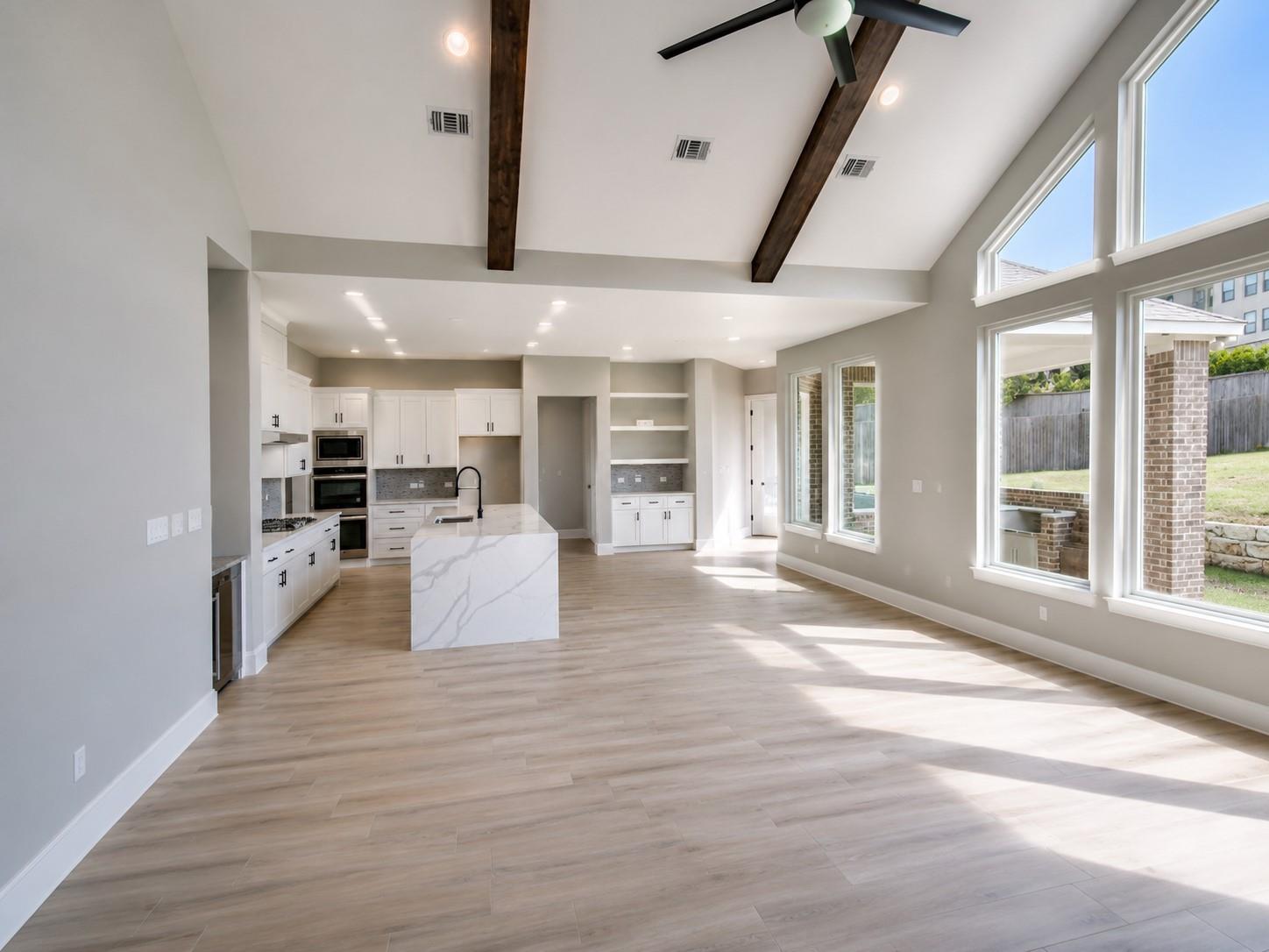 308 Axis Loop None Property Photo 4