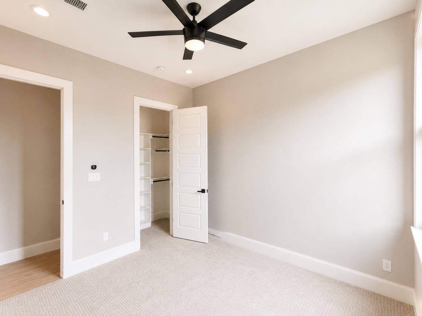 308 Axis Loop None Property Photo 11