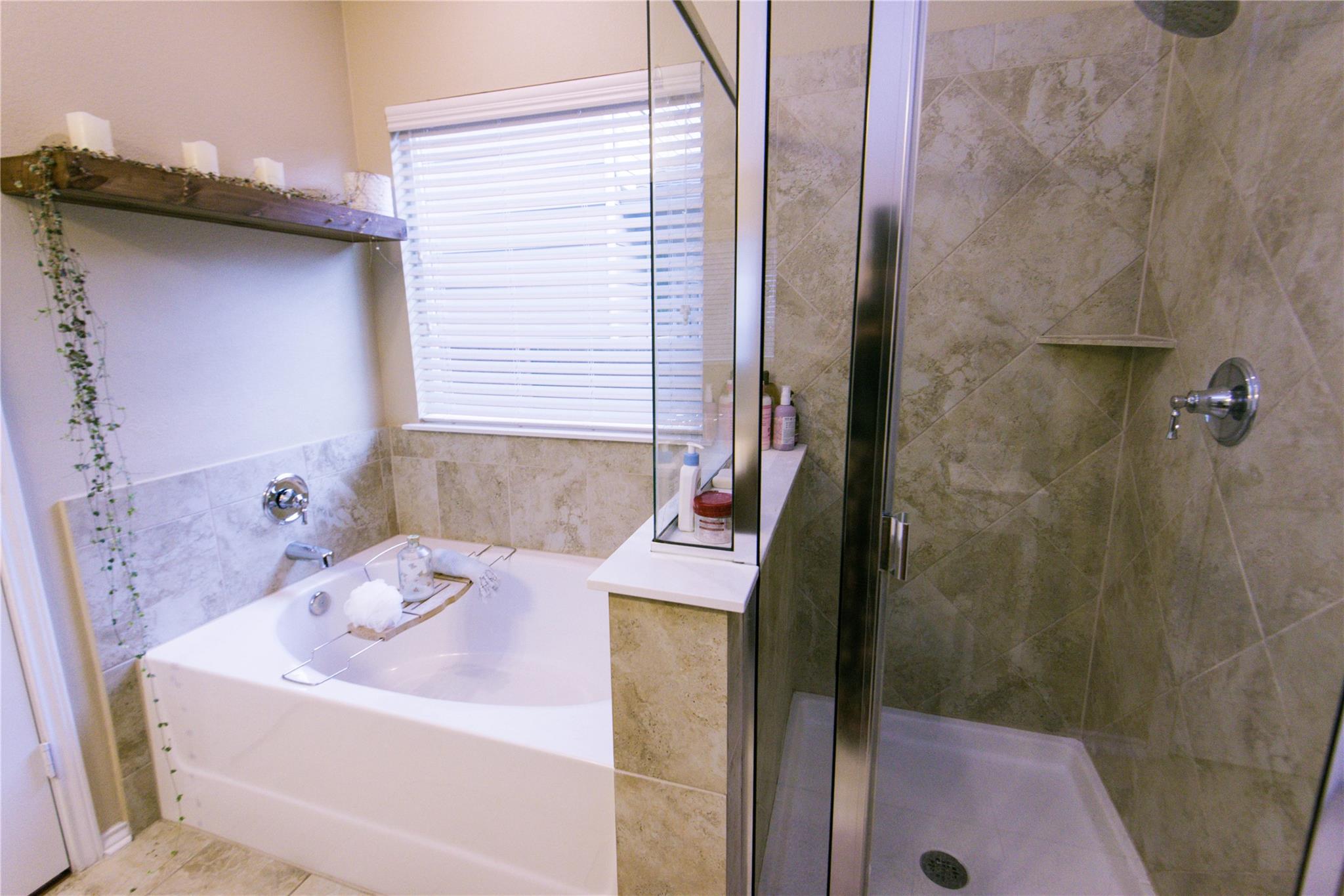 904 Emory Tree Dr Property Photo 17