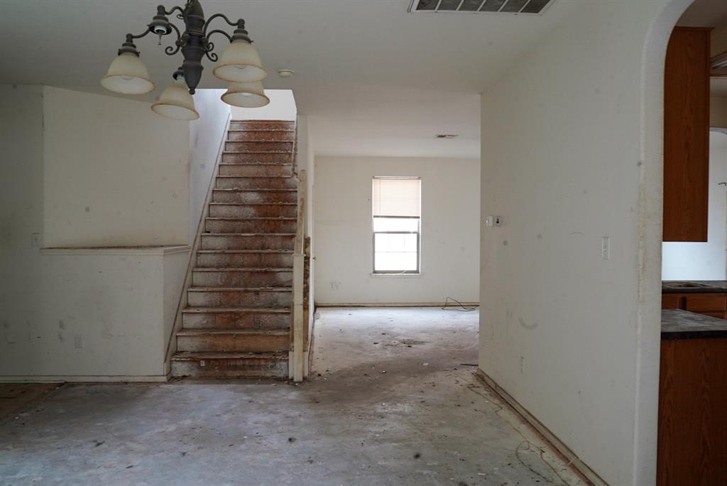 1708 Baylandst St Property Photo 4