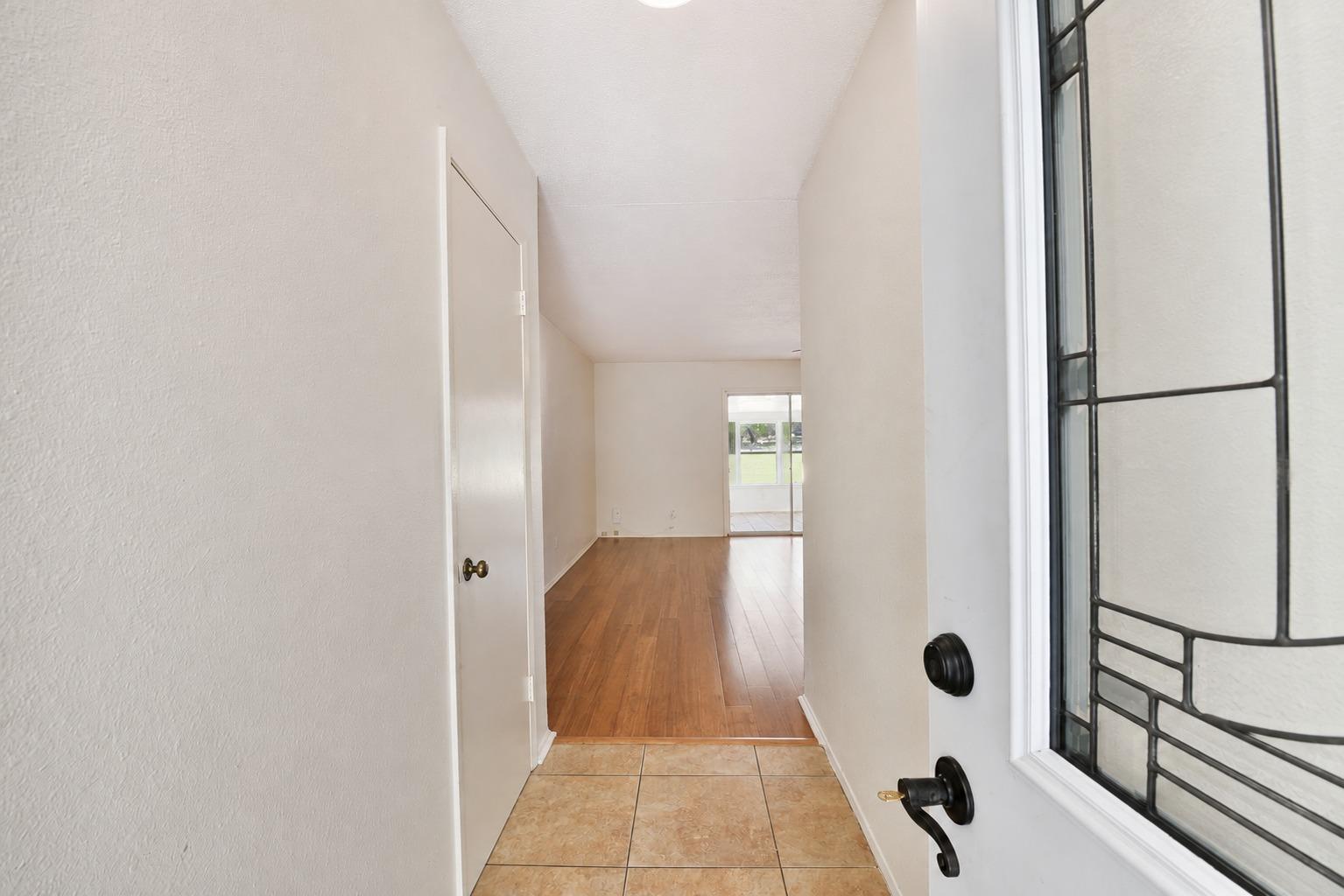 8411 Romney Rd Property Photo 3