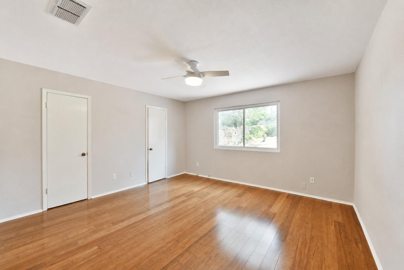 8411 Romney Rd Property Photo 8