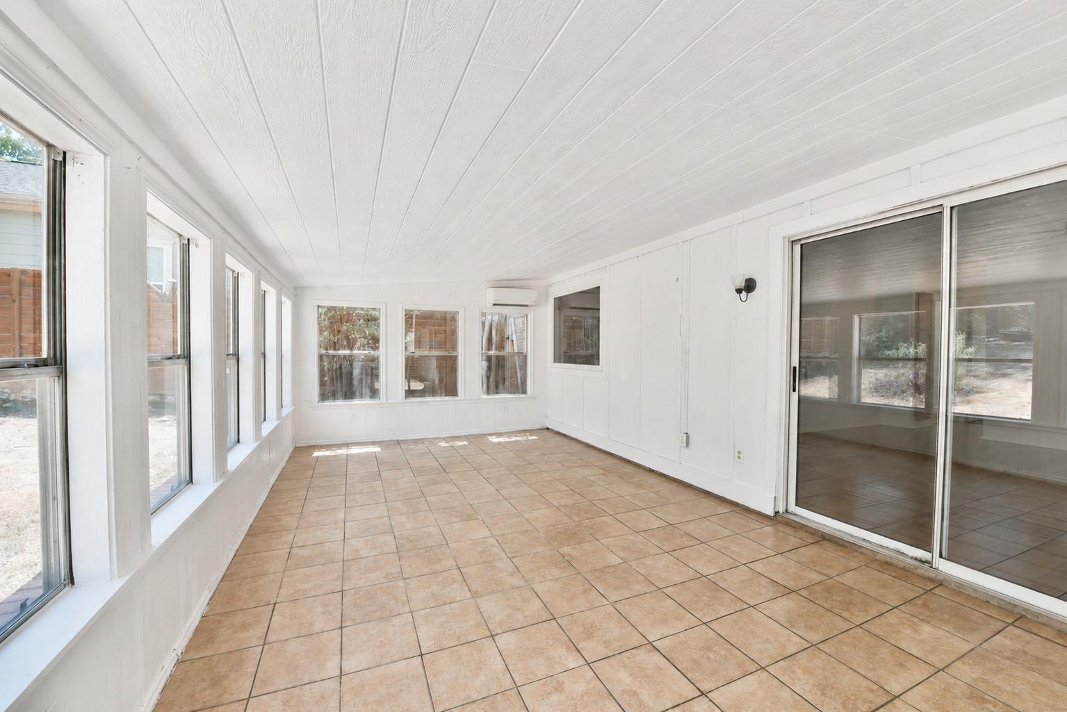8411 Romney Rd Property Photo 15