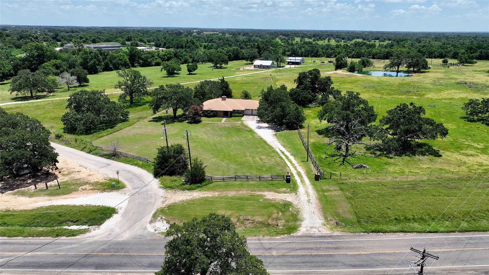 577 S Fm 487 Property Photo 1
