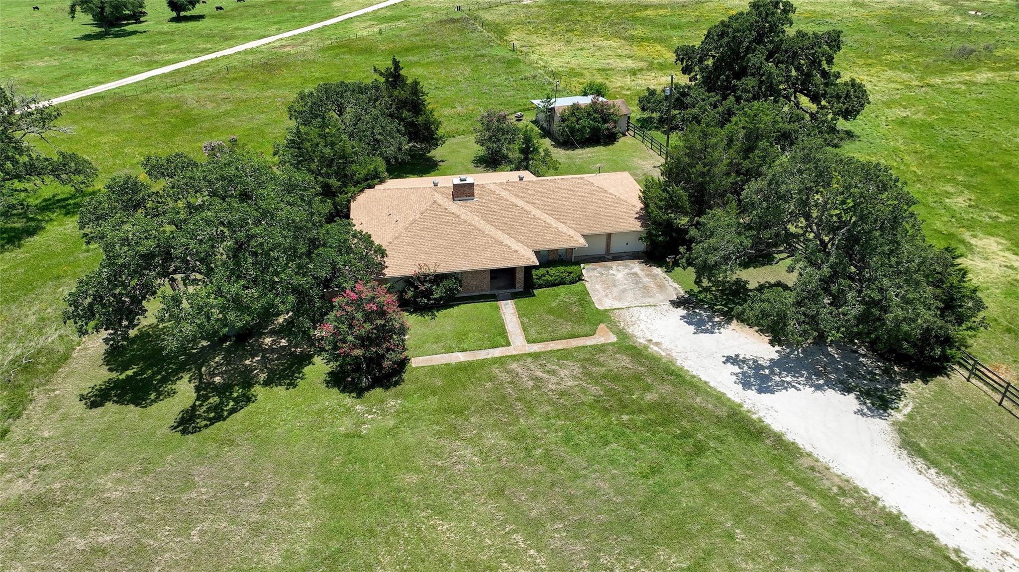 577 S Fm 487 Property Photo 3