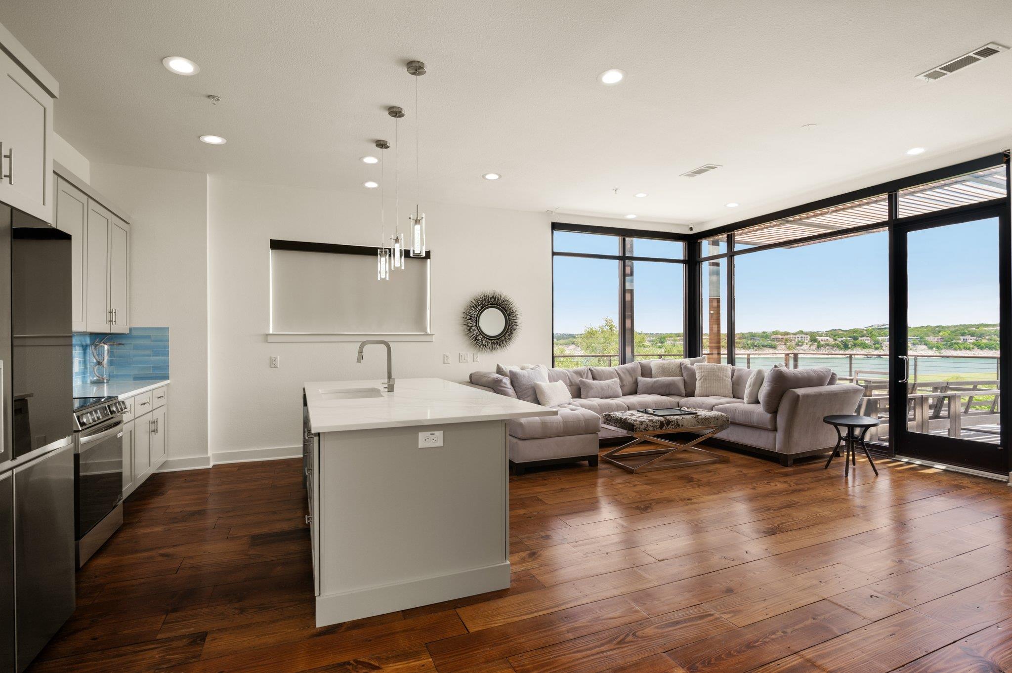 1101 Ivean Pearson Rd E201 Property Photo