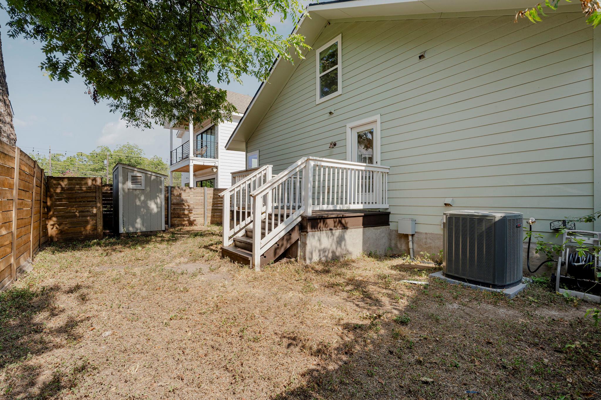 2807 E 4th St #a Property Photo 36