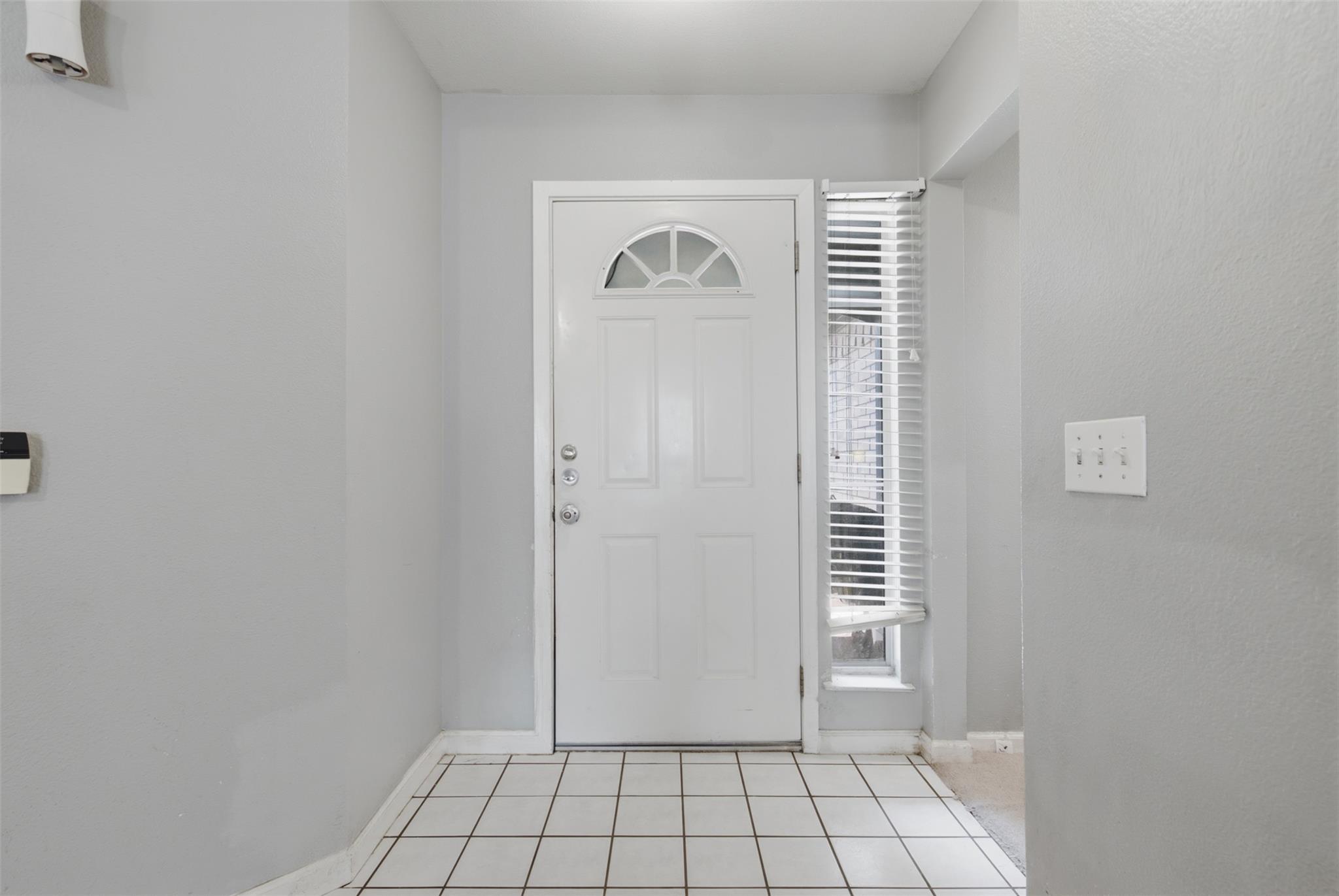 218 Juniper St Property Photo 6
