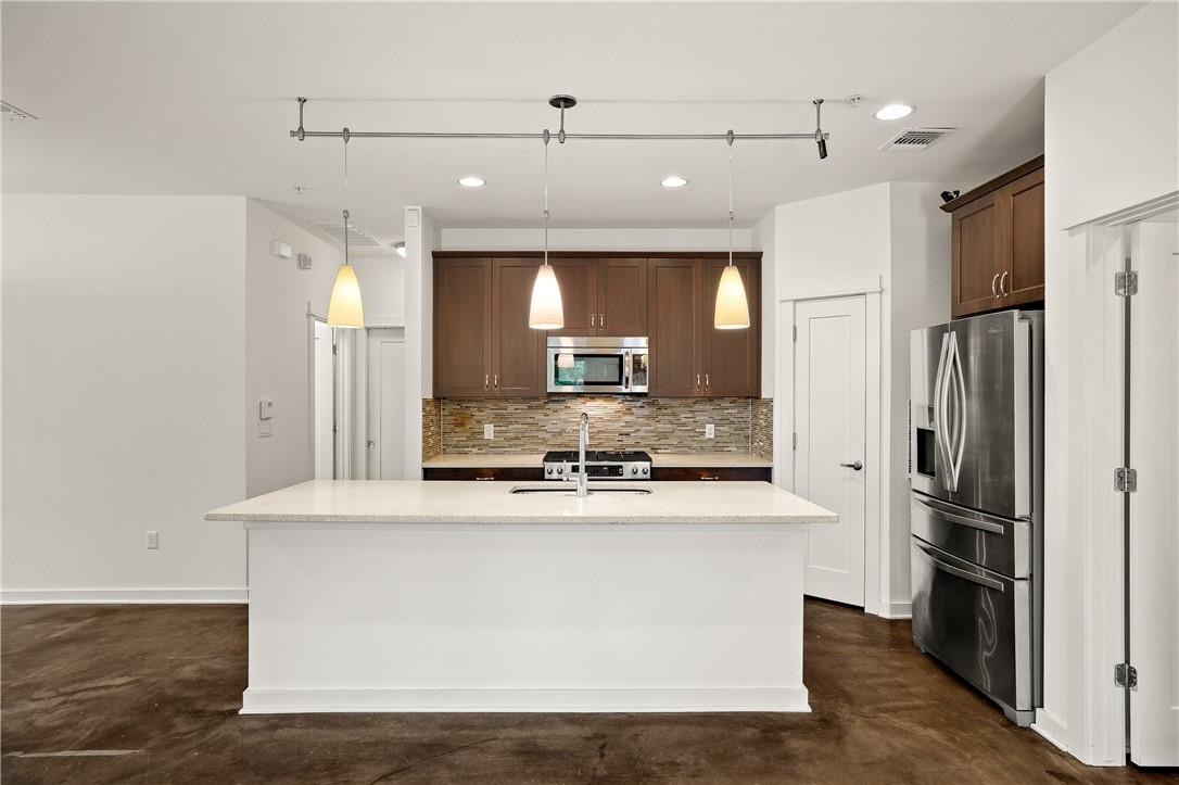 4008 Valley View Rd #f Property Photo 18