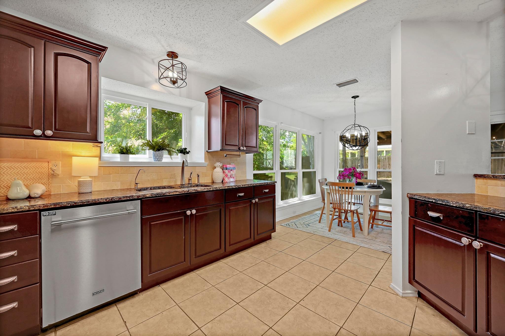 11601 Forest Rain None Property Photo 17