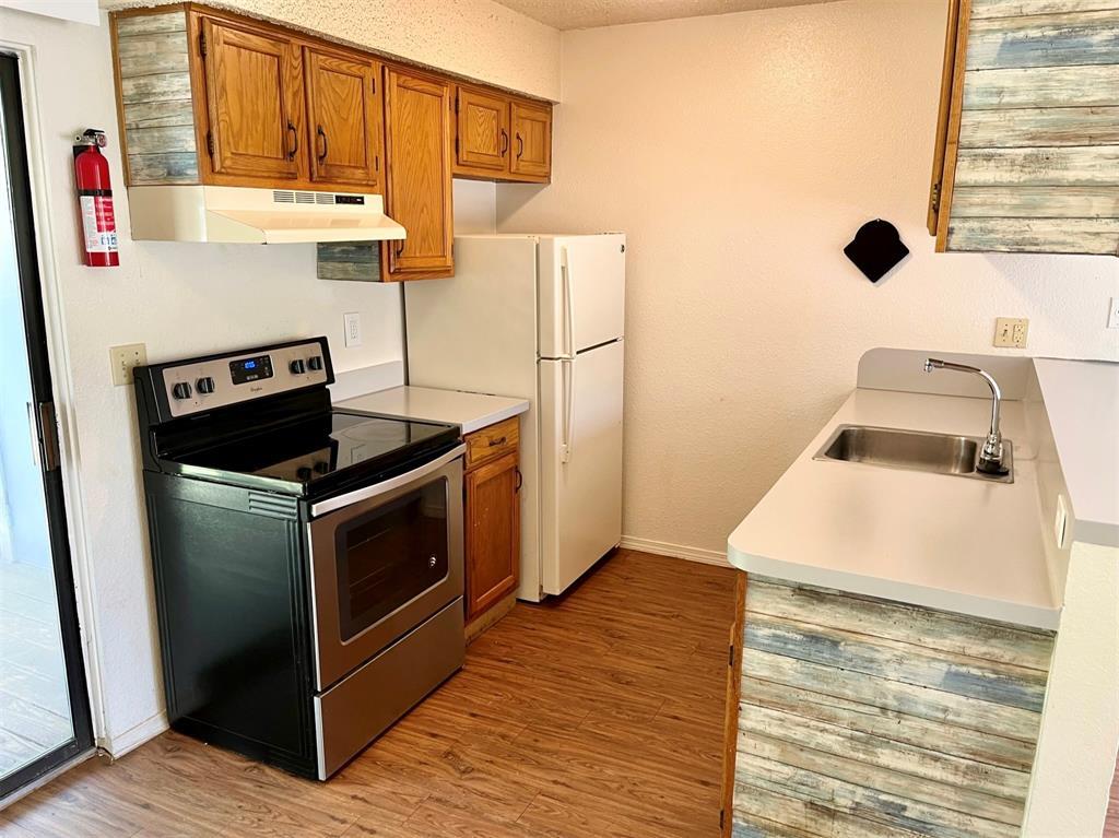 122 Hillside Dr #a Property Photo 3