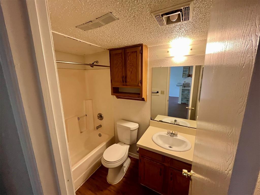 122 Hillside Dr #a Property Photo 7