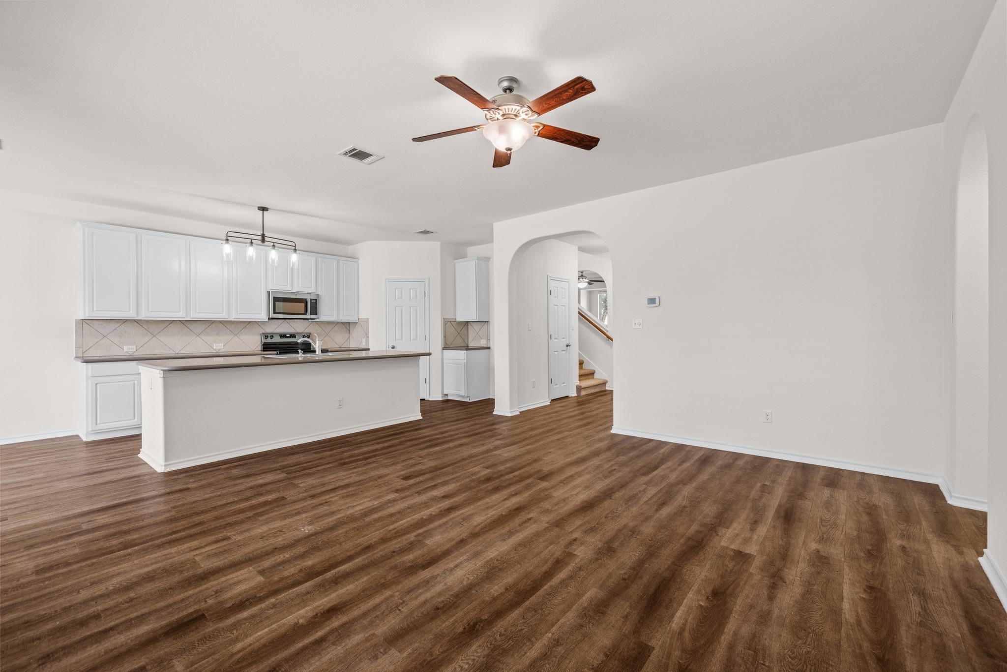 3709 Rusack Dr Property Photo 6