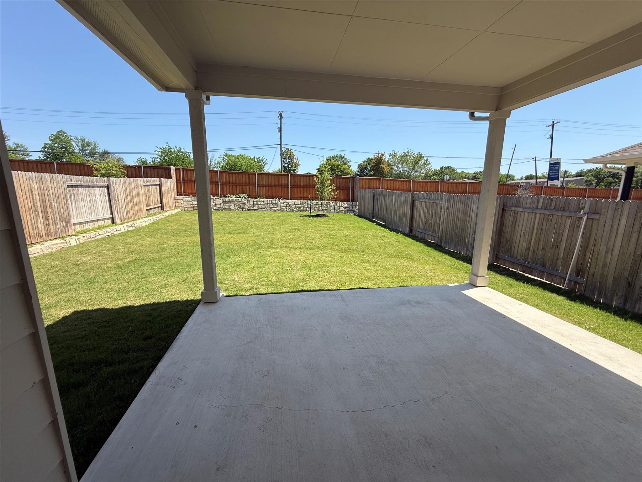 558 Backstays Loop Property Photo 6