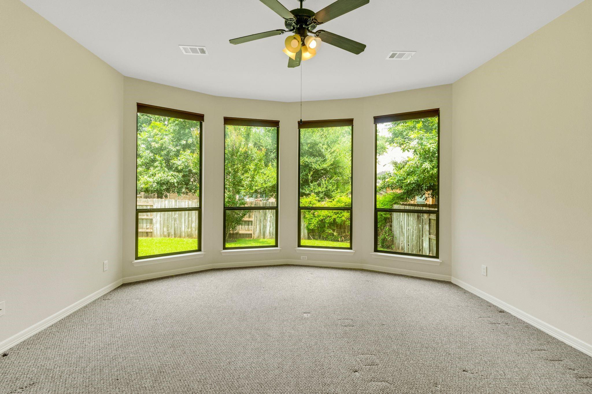 208 Angus Dr Property Photo 20