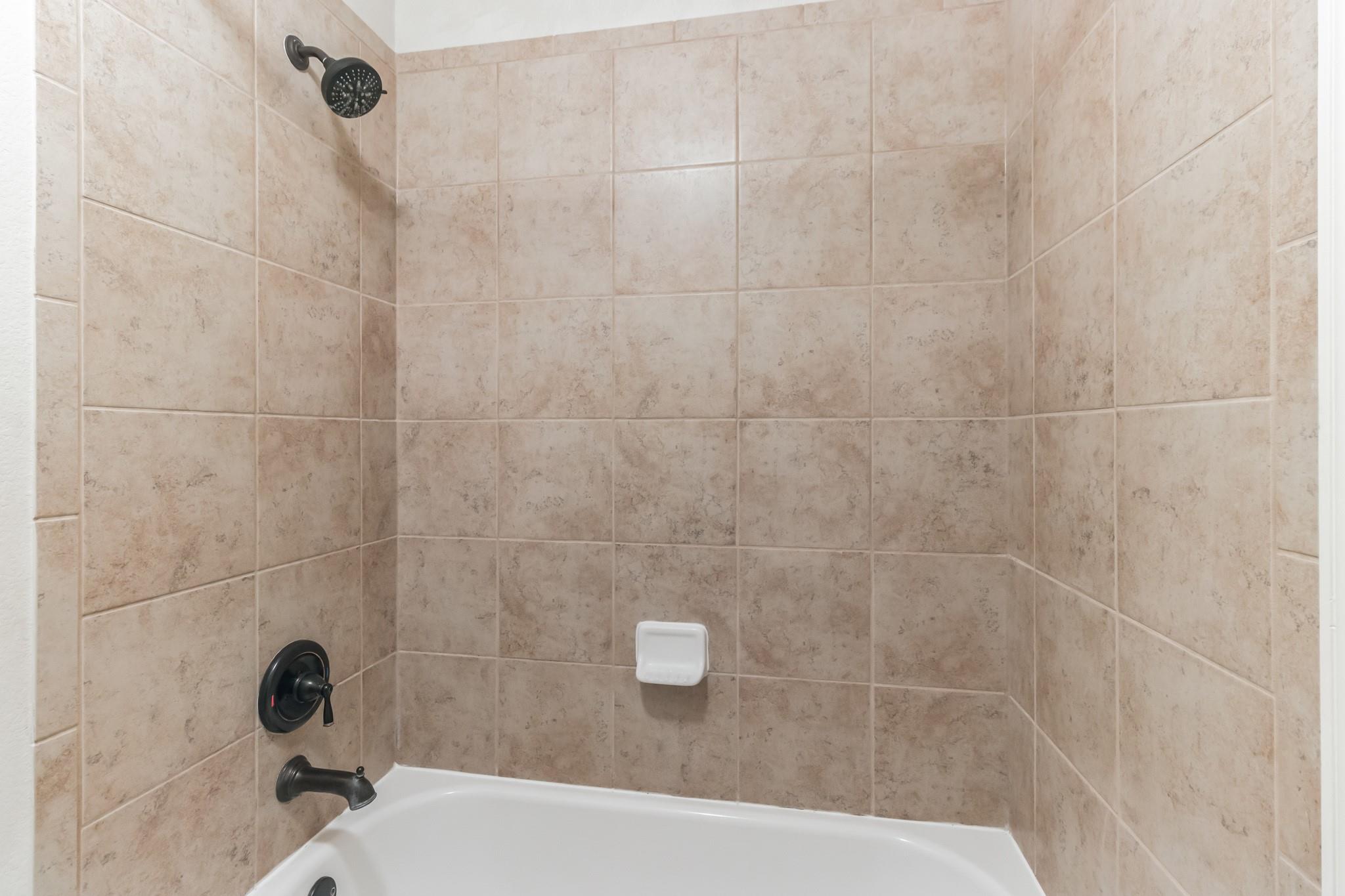 208 Angus Dr Property Photo 24