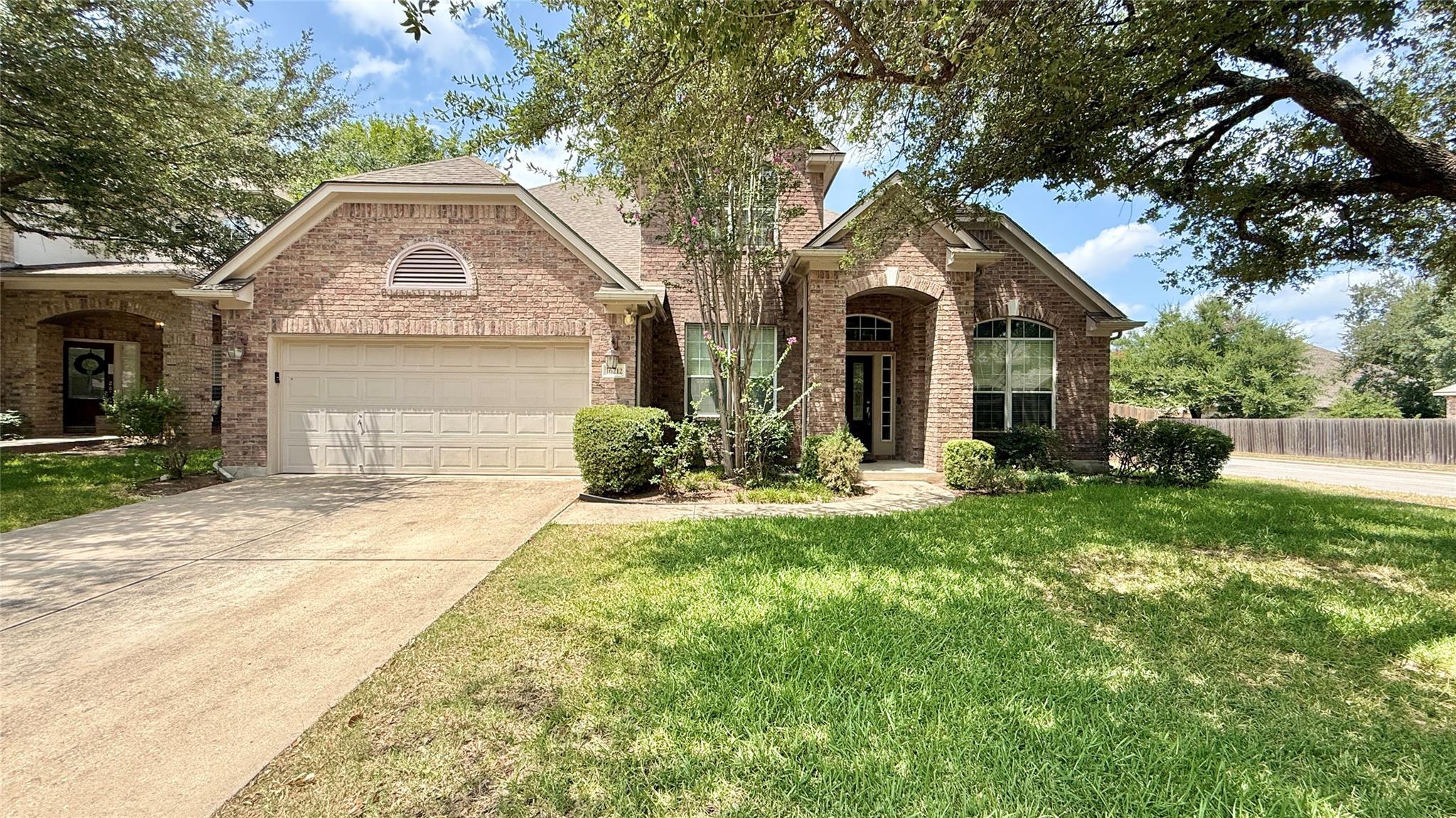 16212 Double Eagle Dr Property Photo 1