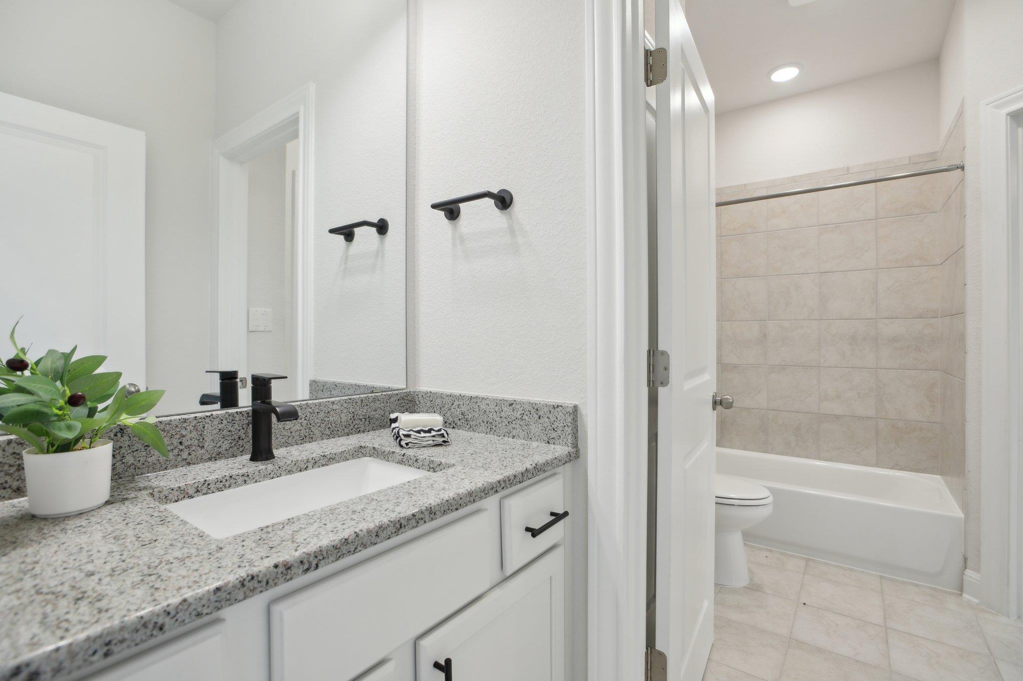 2436 Capestrano Cir Property Photo 13