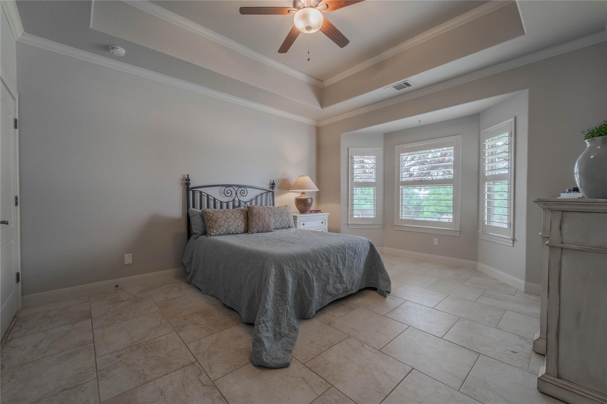 19013 Venture Dr Property Photo 8