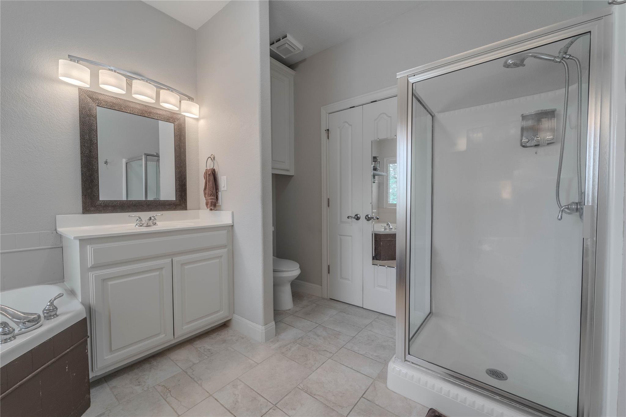 19013 Venture Dr Property Photo 11