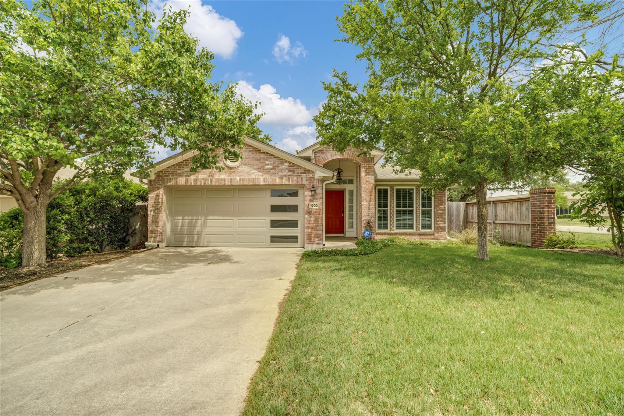 1900 Avante Dr Property Photo 2