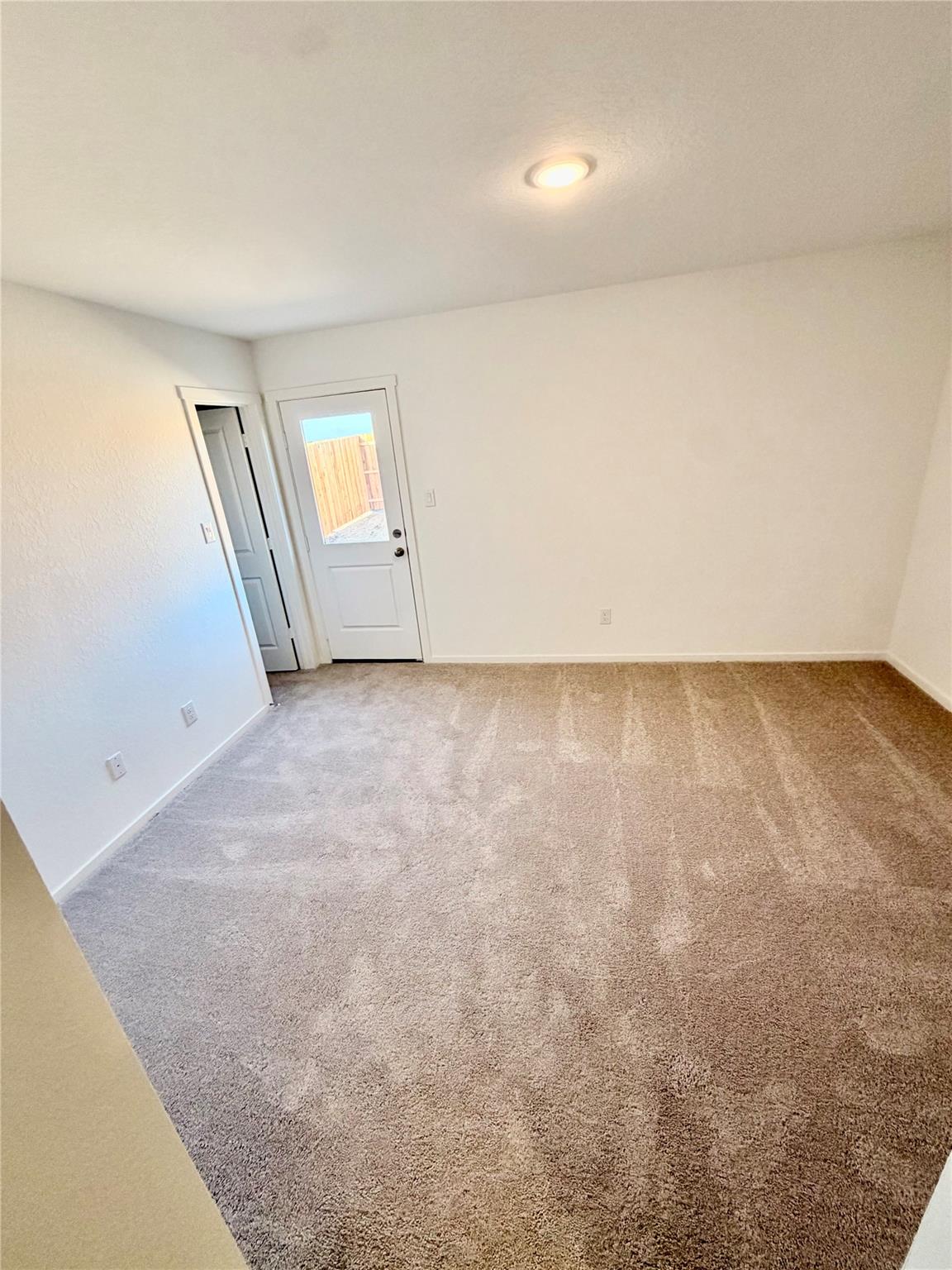 7623 India Star None Property Photo 5