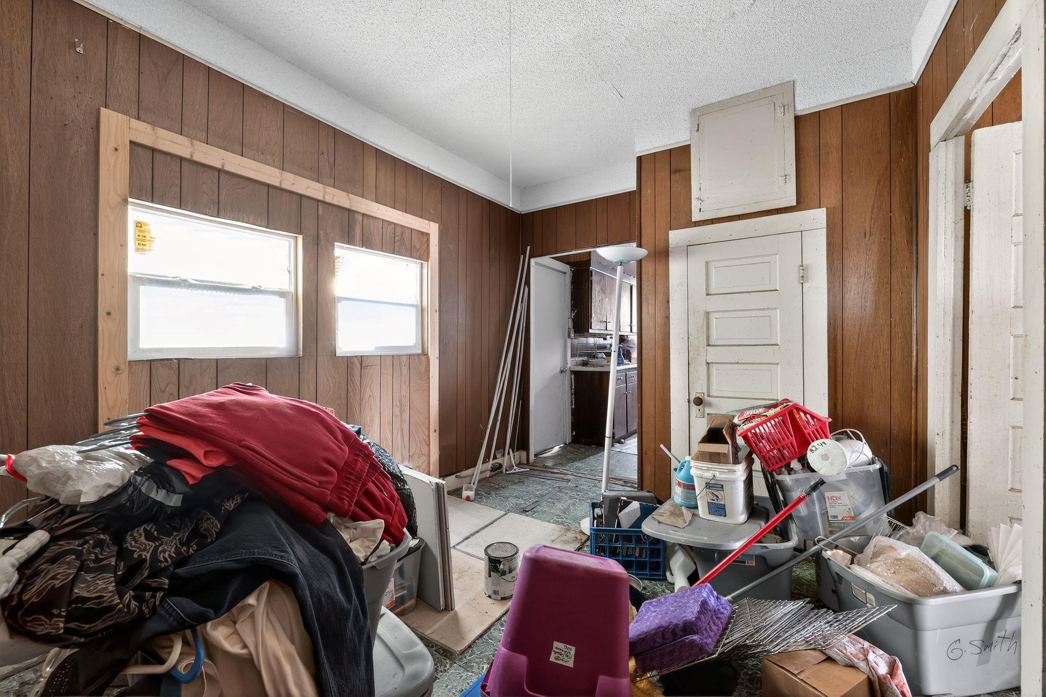 911 Chambers St Property Photo 5