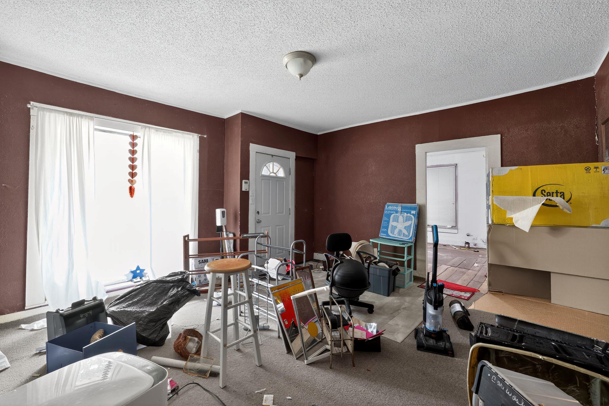 911 Chambers St Property Photo 18