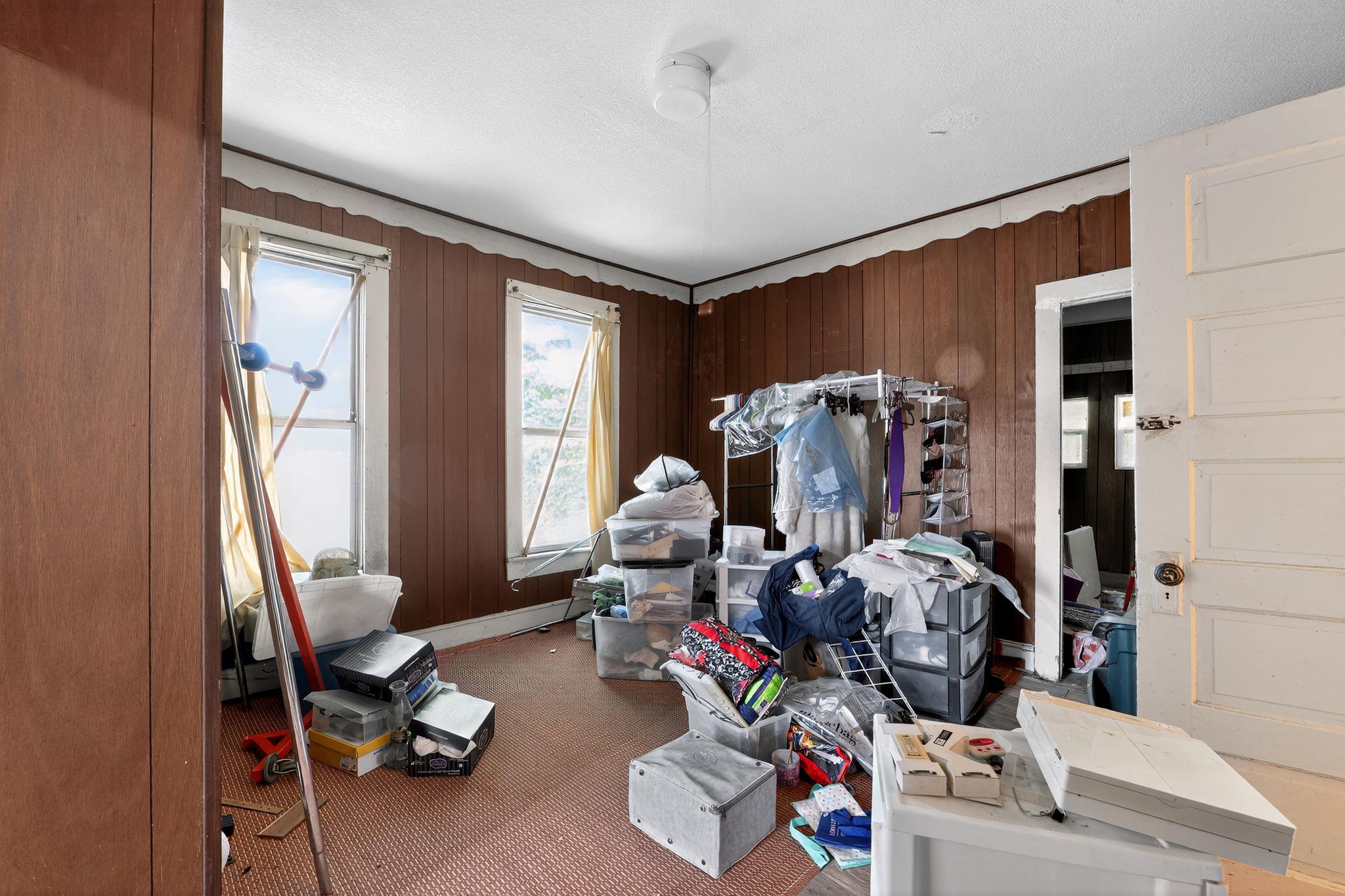 911 Chambers St Property Photo 24