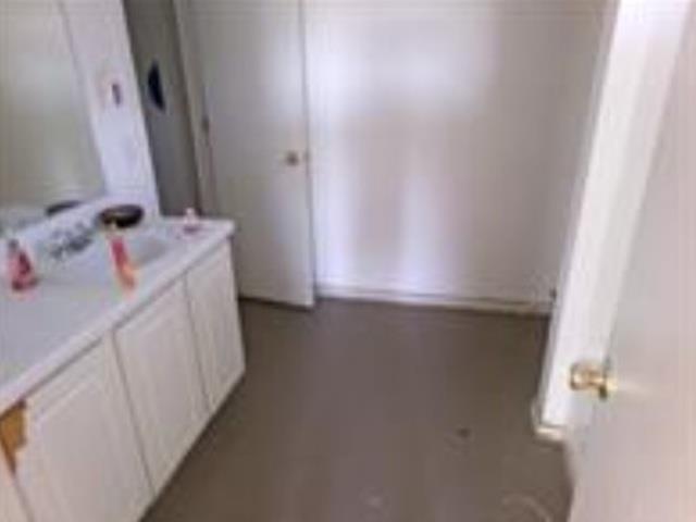 18501 Maxa Dr Property Photo 8