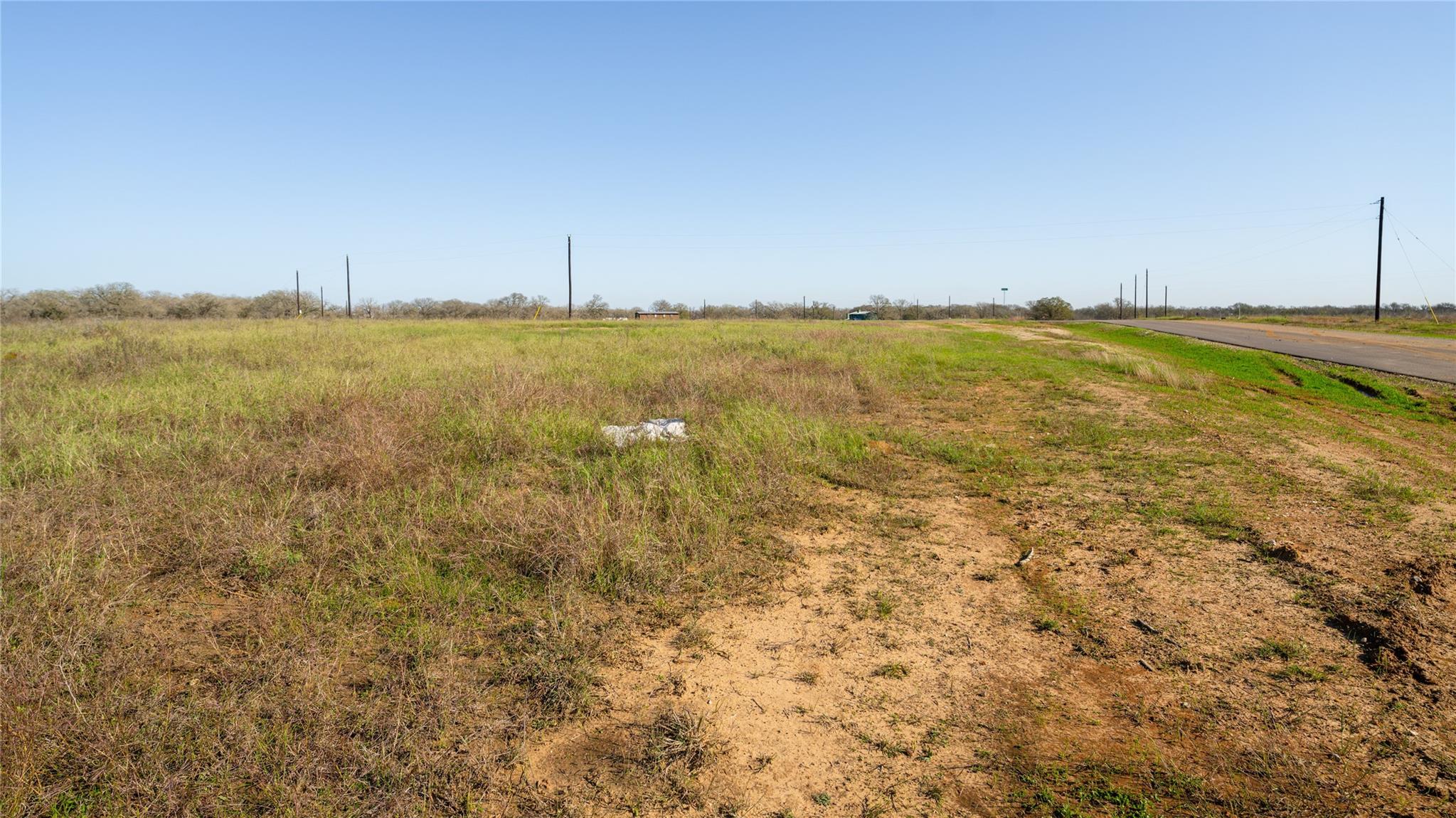 101 Azalea Ct Property Photo 5