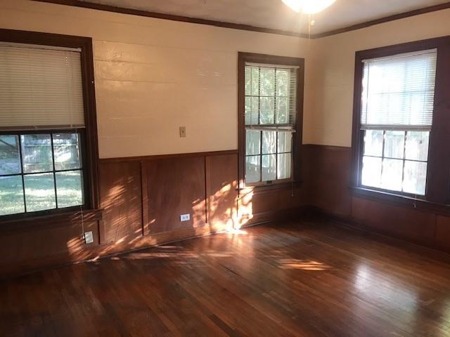 4907 Harmon Ave Property Photo 10