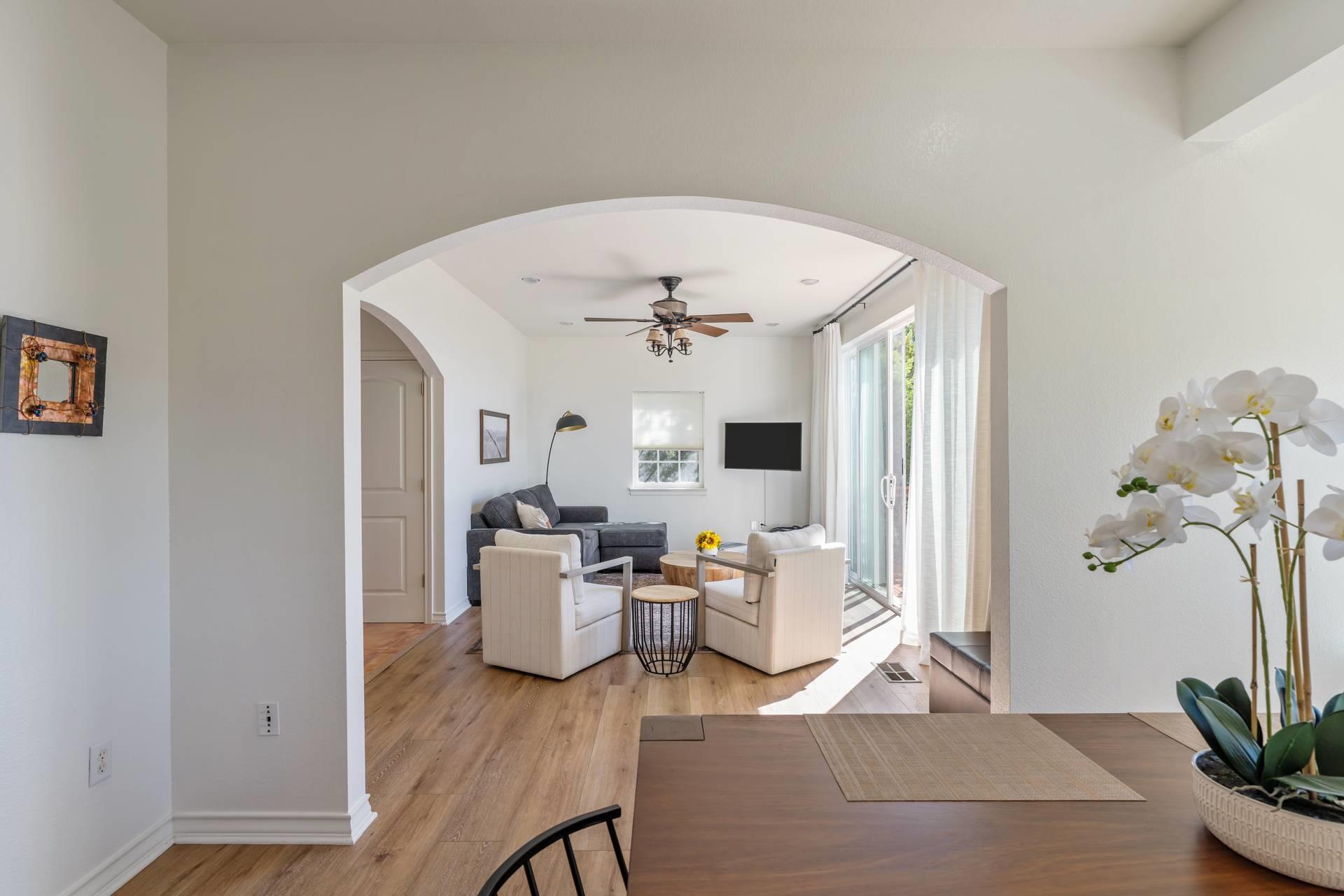 8101 Breeze Way Property Photo 11