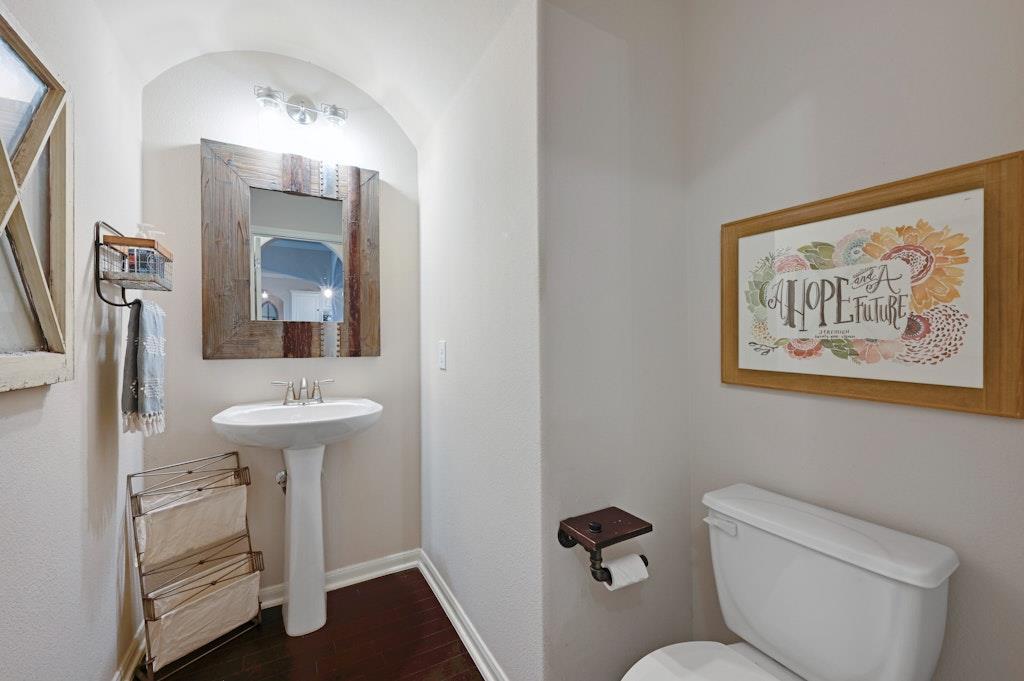 21932 Agarito Ln Property Photo 17