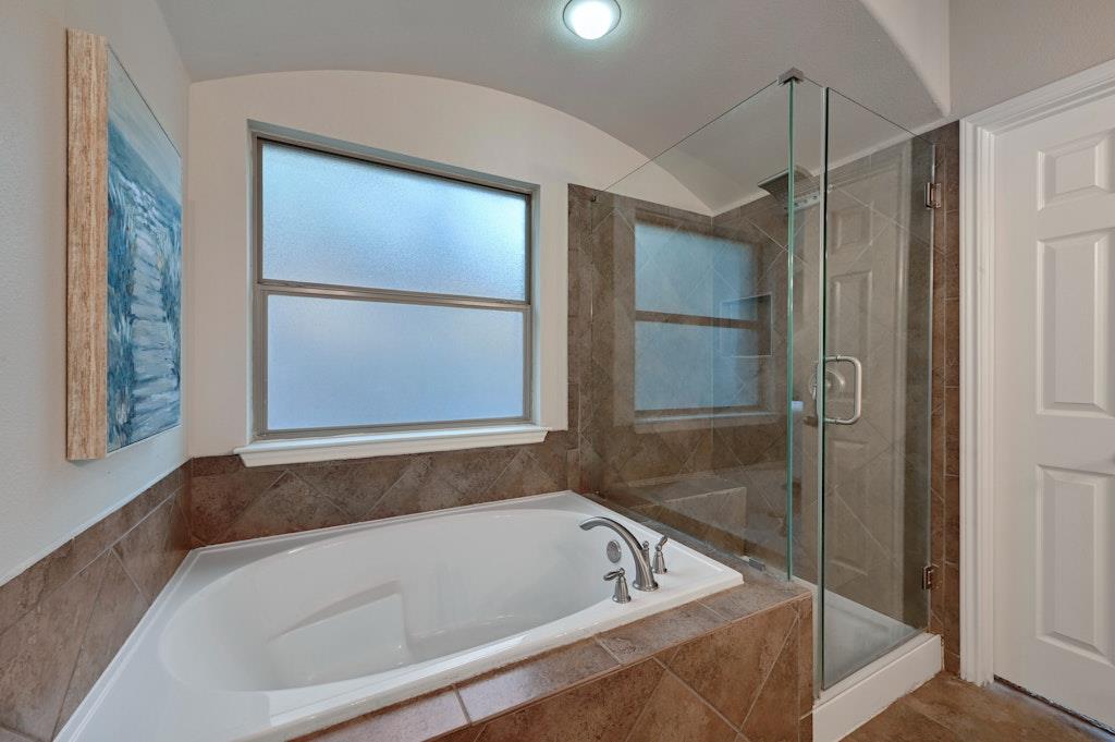 21932 Agarito Ln Property Photo 21