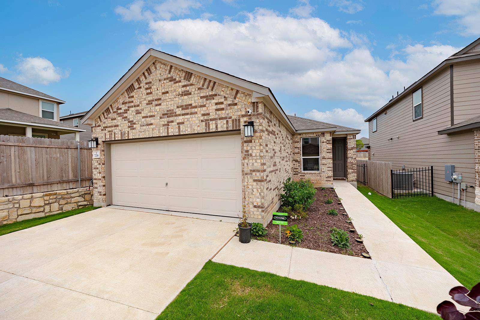 7216 Gray Catbird DR 86 Property Photo 1