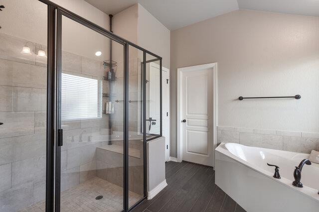 1802 Rustic Manor Dr Property Photo 19