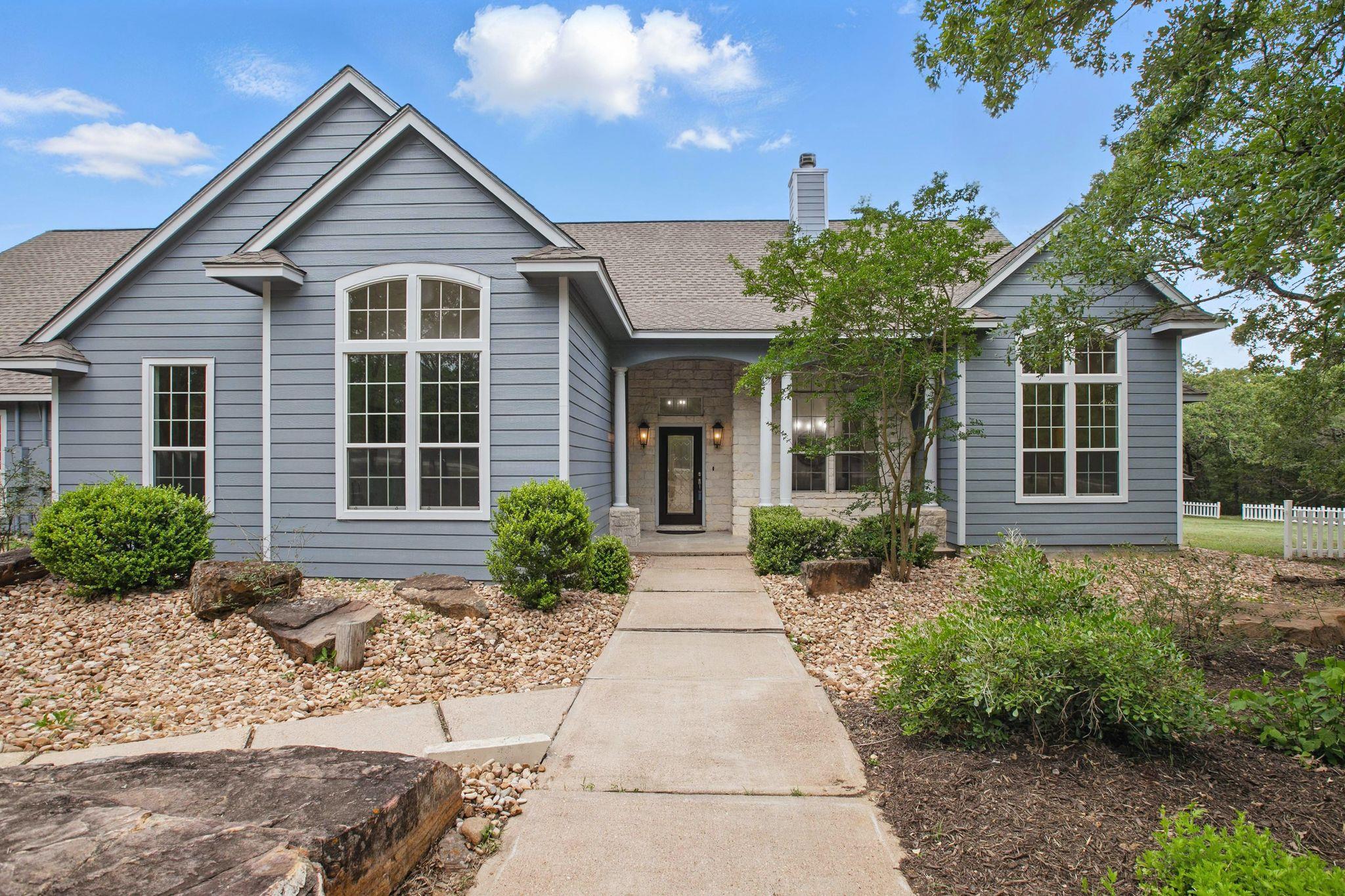 106 Woodcutter Ct Ct Property Photo