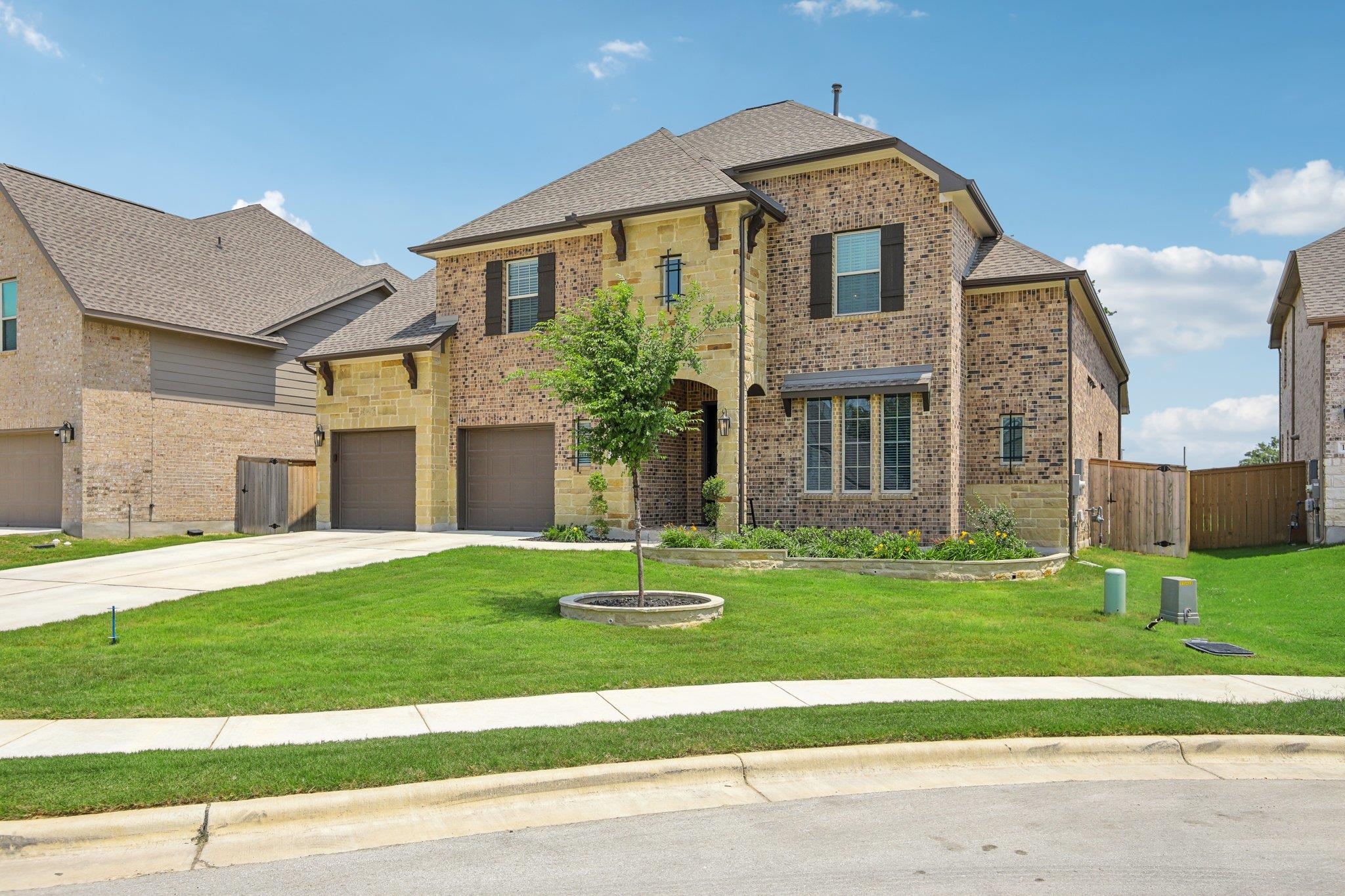 109 Rockrose CV Property Photo 1