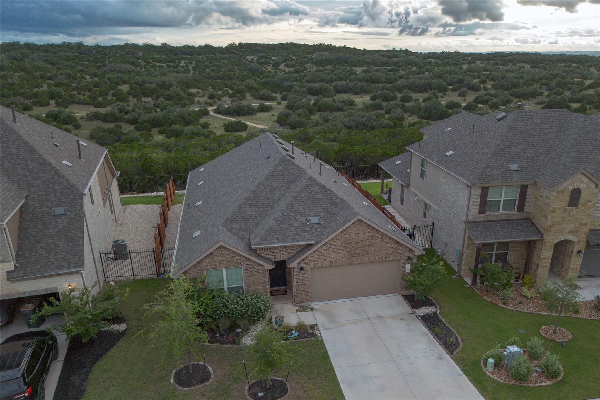 6808 Cliff Rose Dr Property Photo 16