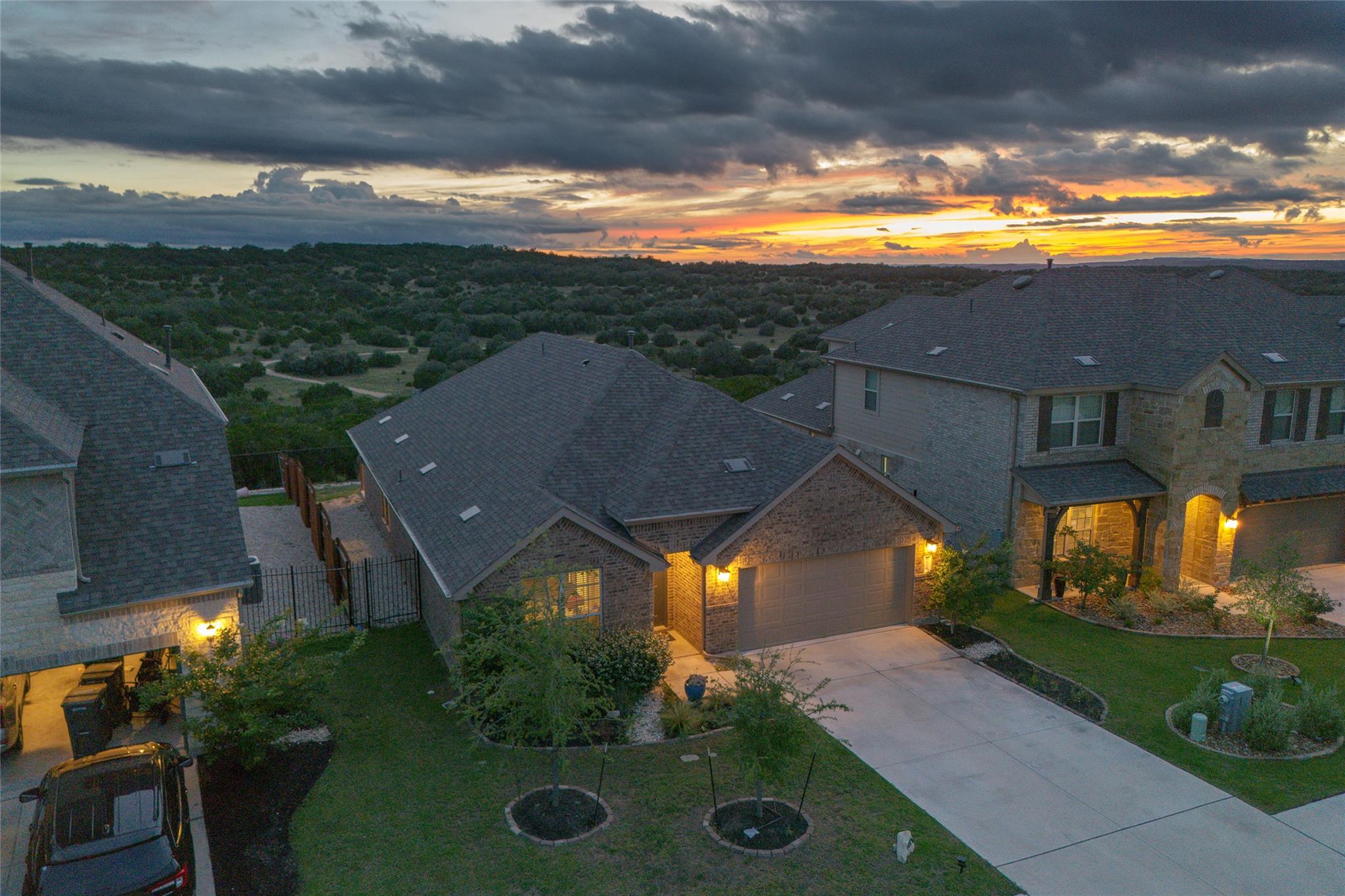6808 Cliff Rose Dr Property Photo 25