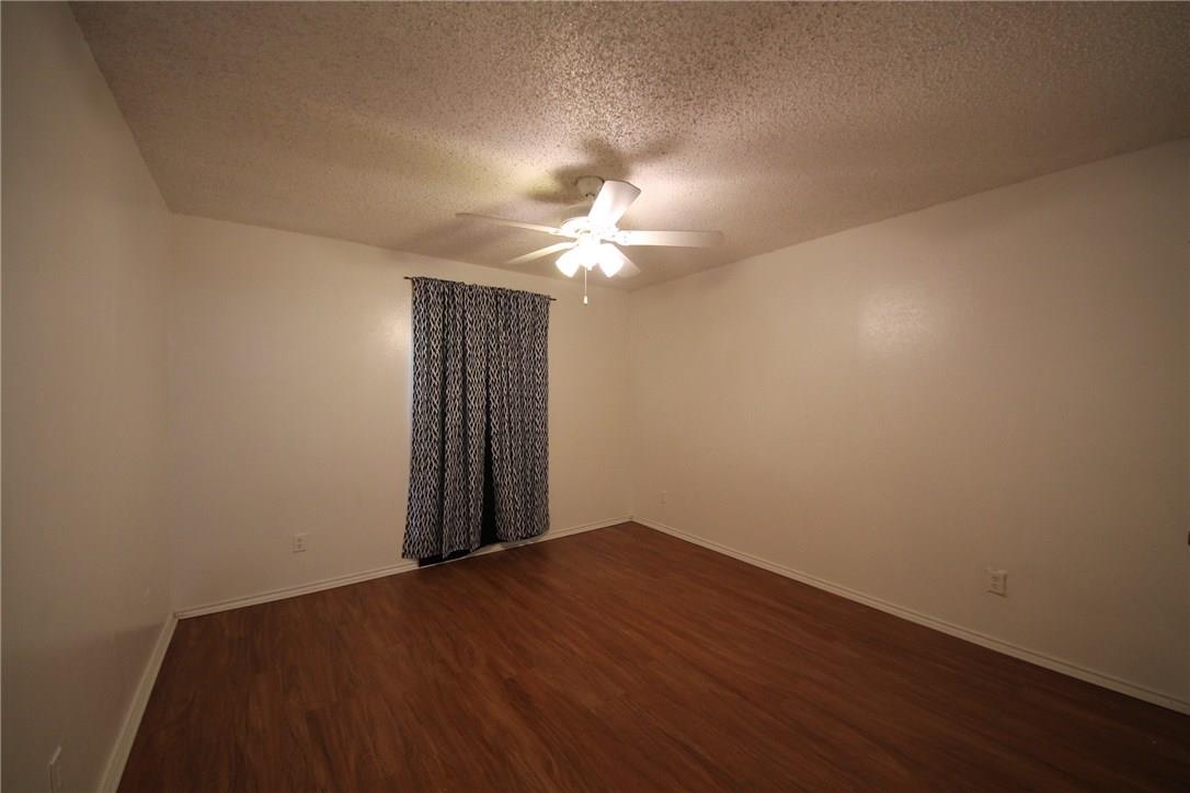 2401 Leon St #200 Property Photo 8