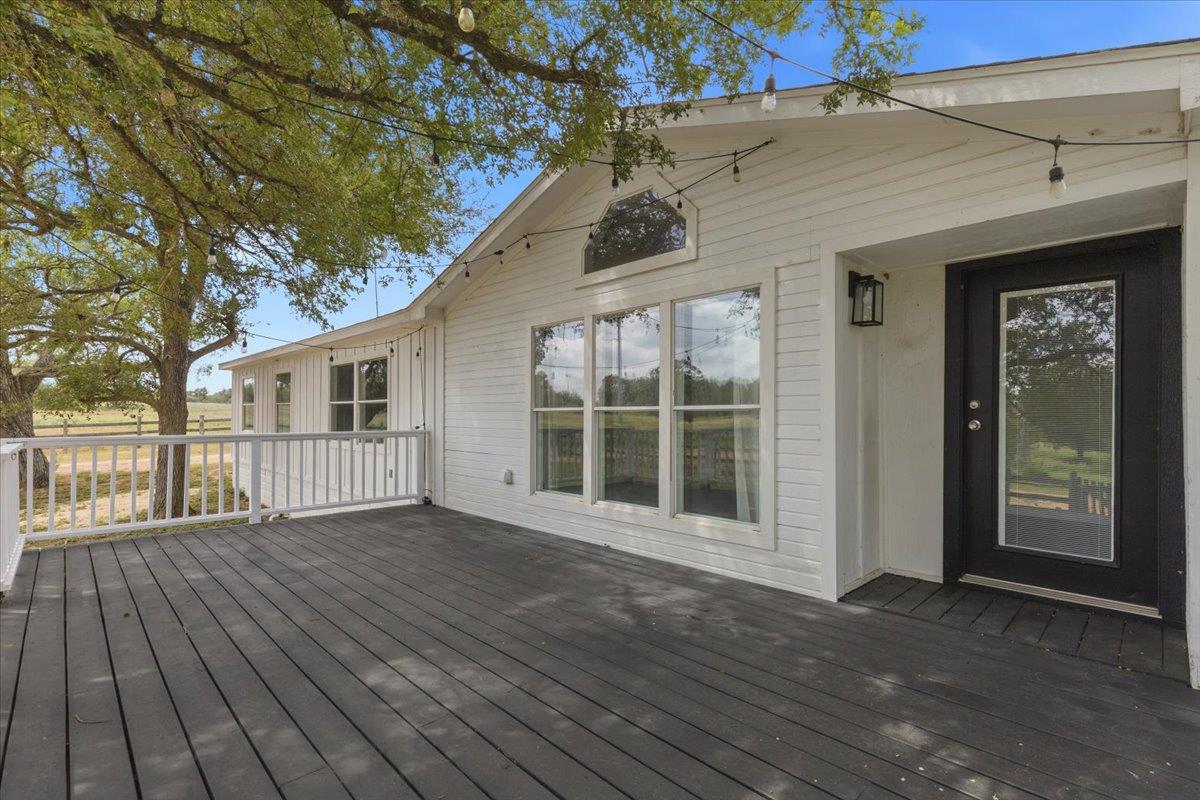 1029 Lower Red Rock Rd Property Photo 4