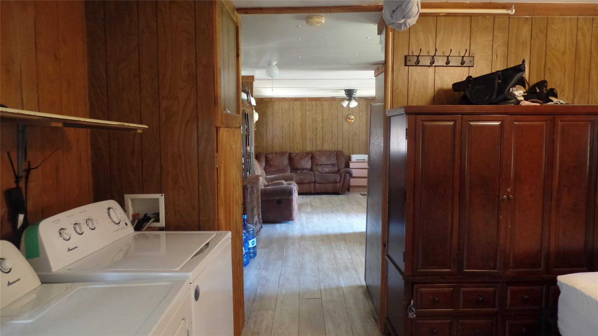 150 Mandy Ln Property Photo 17