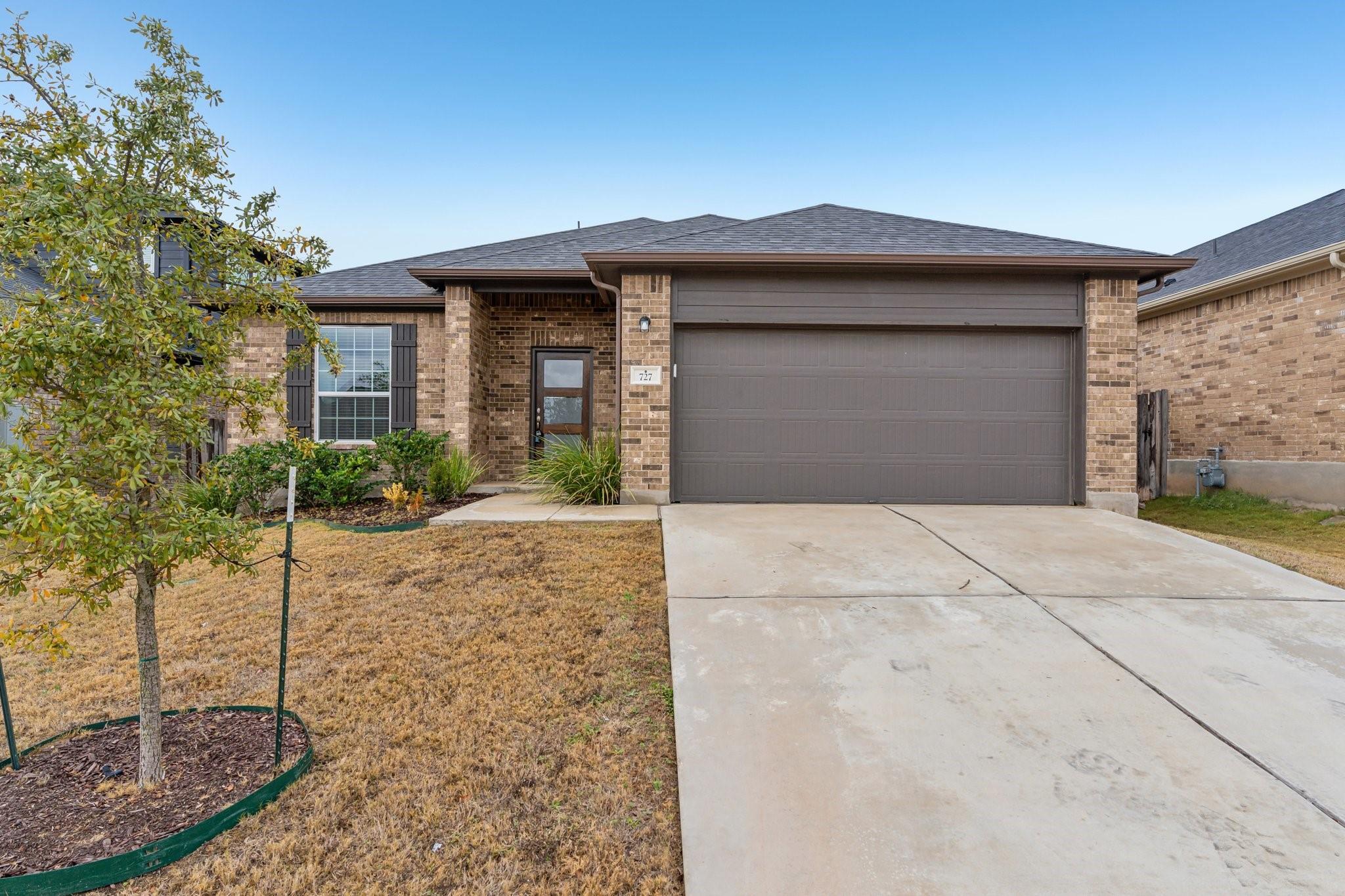 727 Cherrystone Loop Property Photo 1