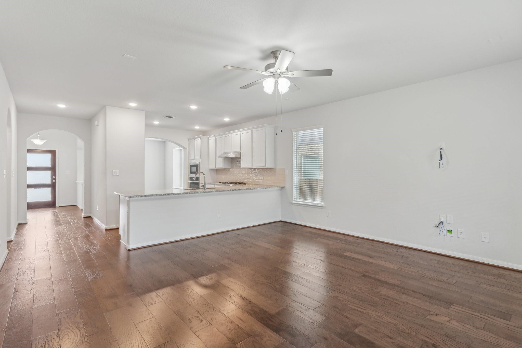 727 Cherrystone Loop Property Photo 9