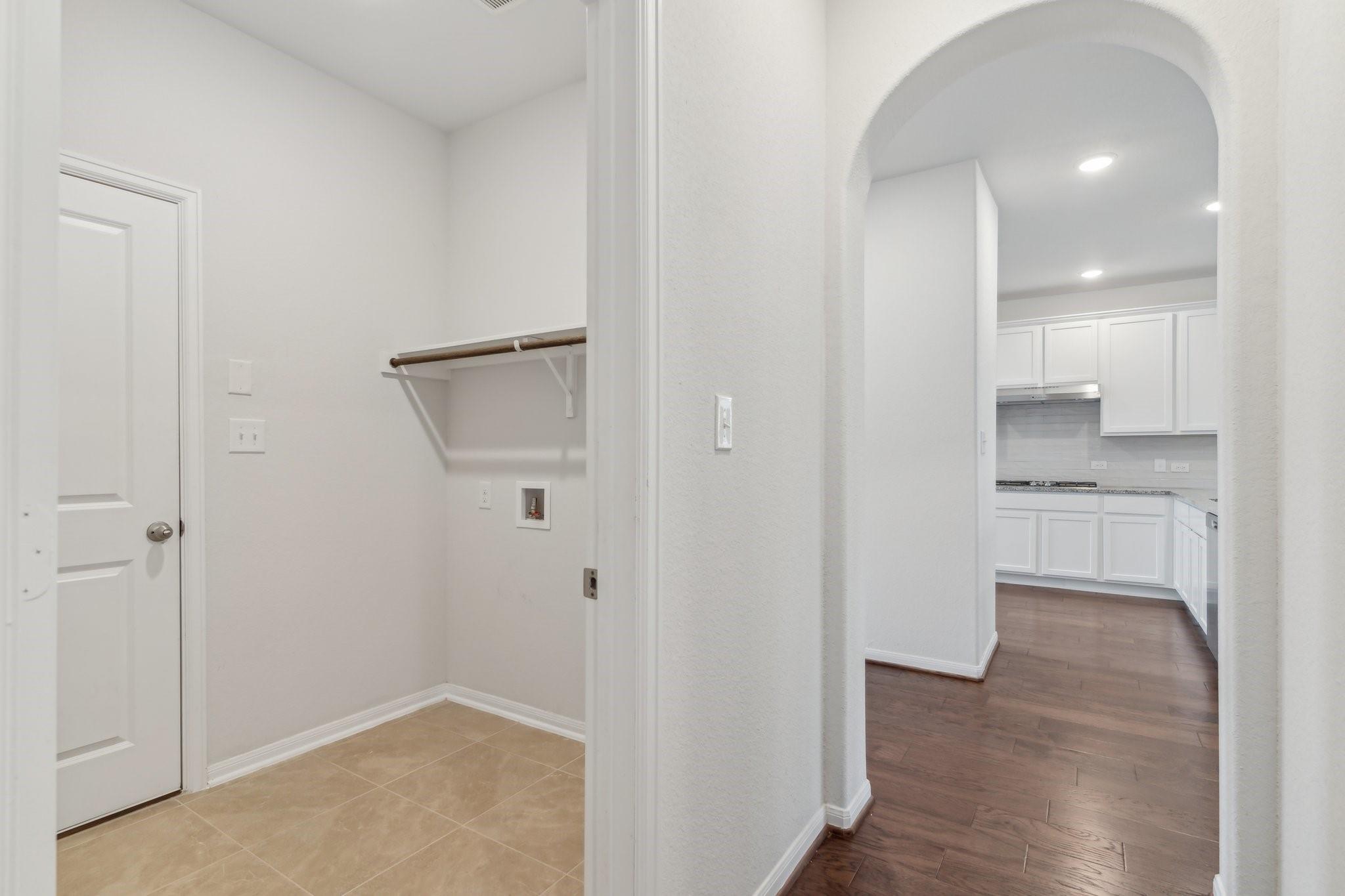 727 Cherrystone Loop Property Photo 24