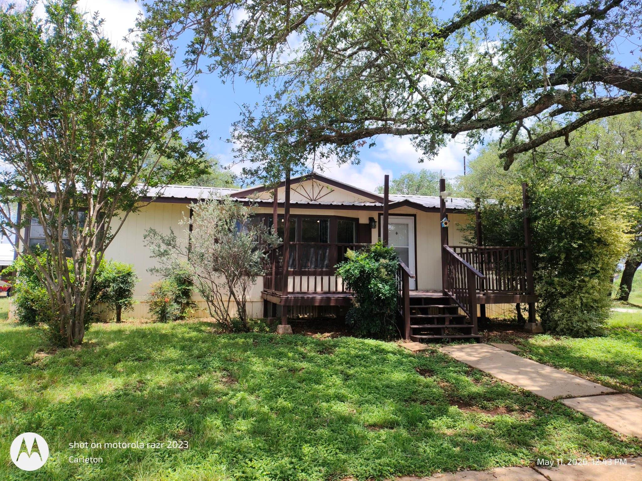 601 East Austin St Property Photo 1