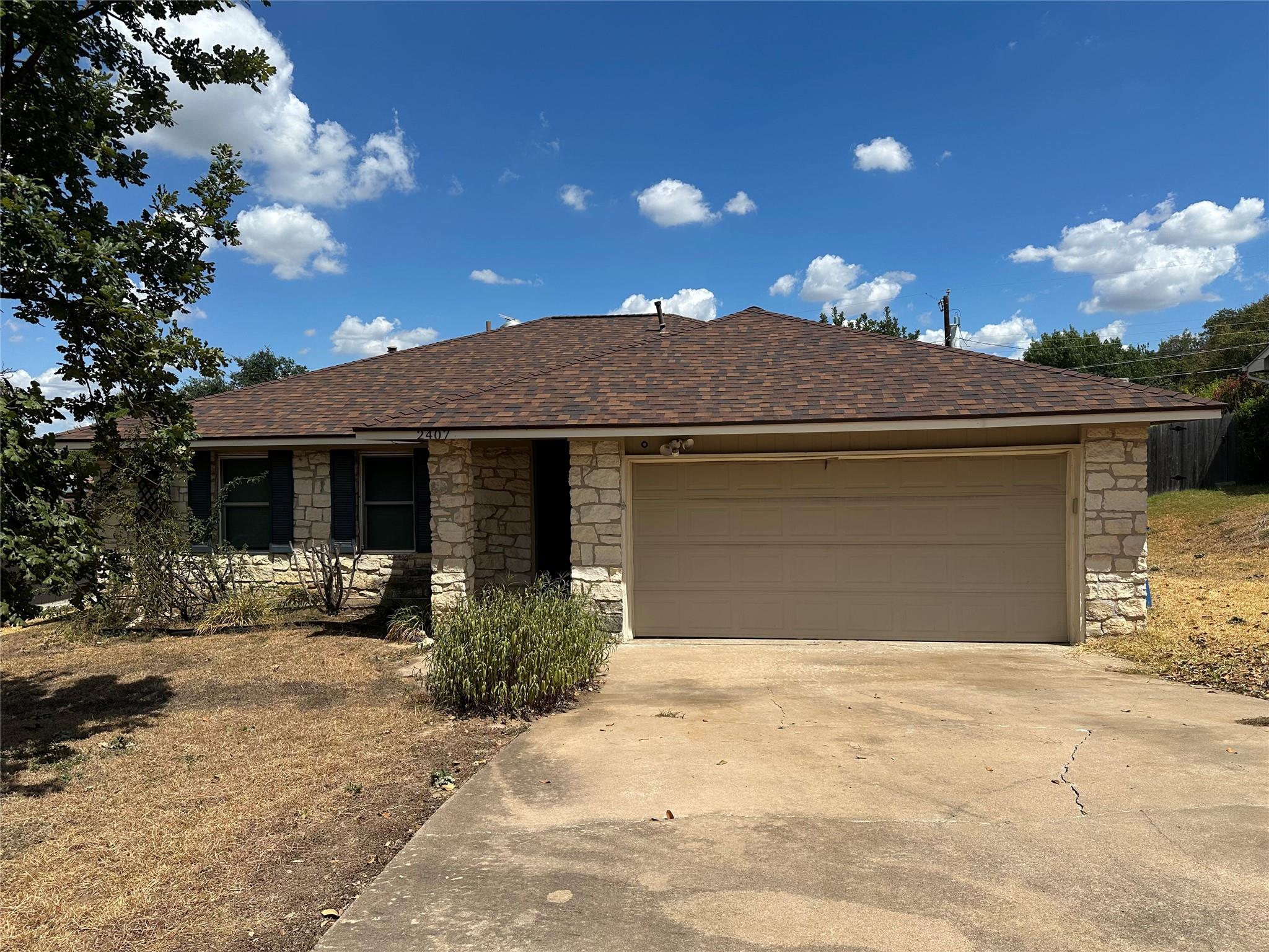 2407 Lasso Dr Property Photo 1
