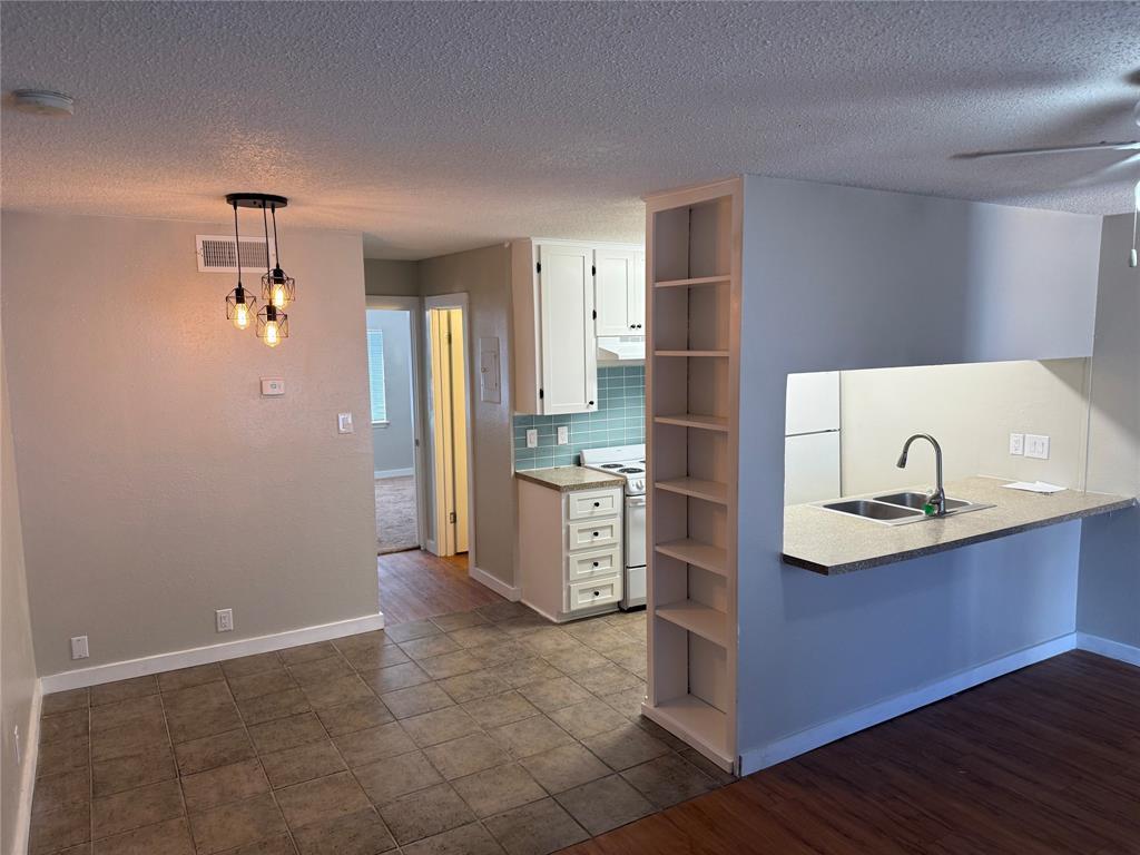 2408 Longview St #108 Property Photo 1